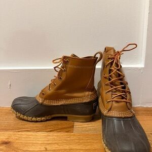 Women's Tan and Black Heeled Boots